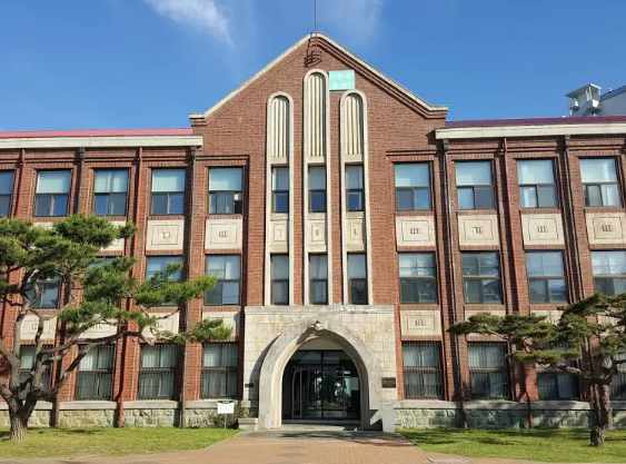 全南国立大学简介