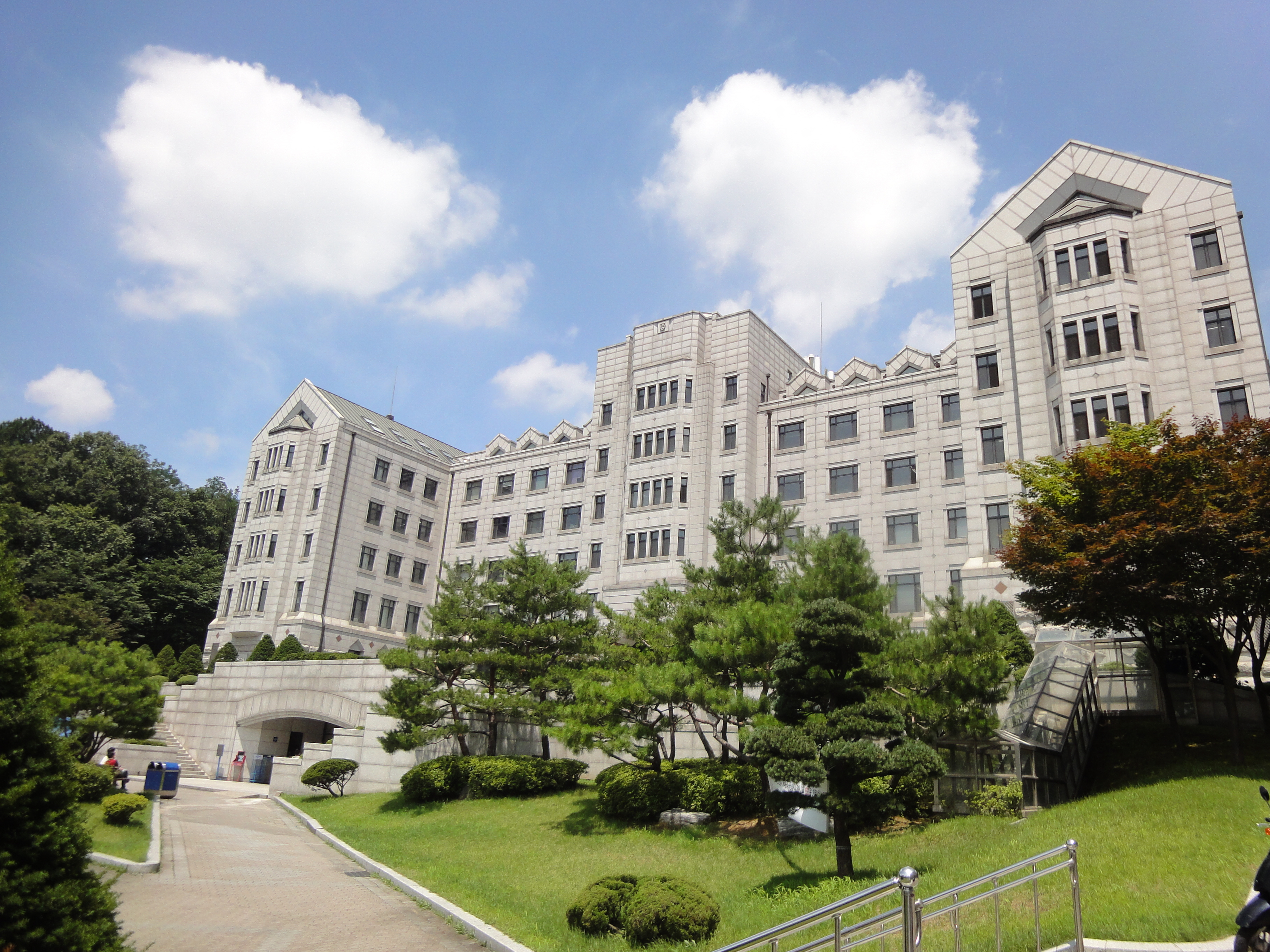 韩国留学尚志大学1 年制中文专升本招生简章来了！专科生想要升本科的同学们快看过来了！(图1)