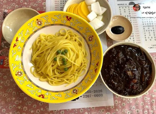 韩国留学，必吃美食有哪些？快来看看吧！(图2)