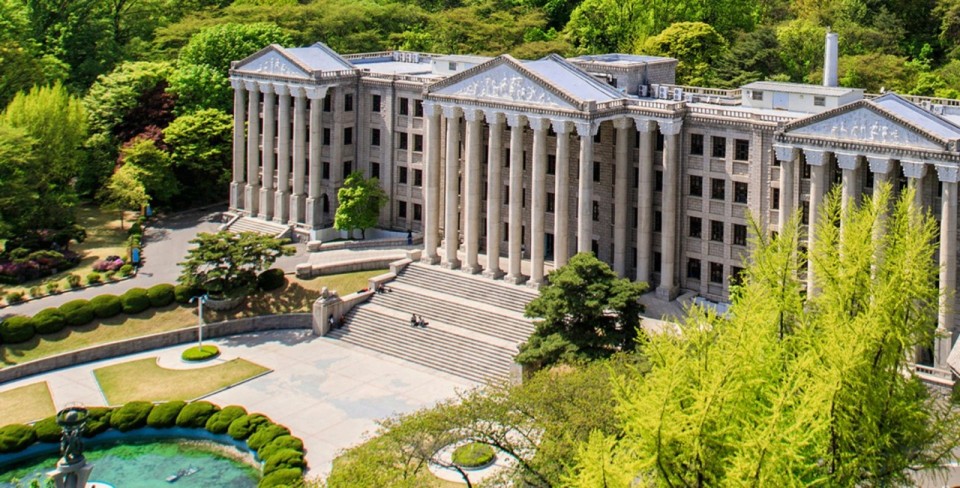 韩国留学庆熙大学学校园美景来了，赶快来欣赏一下吧！