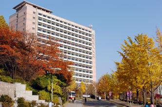 就读山东女子学院韩国留学国民大学定向直申班花多少钱？(图1)